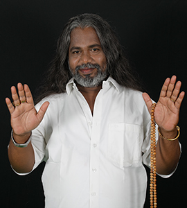 கேள்வியின் நாயகன்